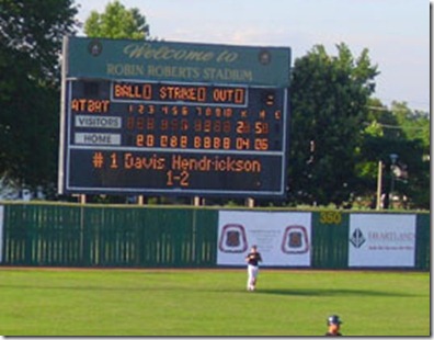 DSCI5038 DH electric scoreboard messed up 20100711